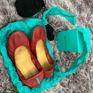 Tieks Cardinal red size 9